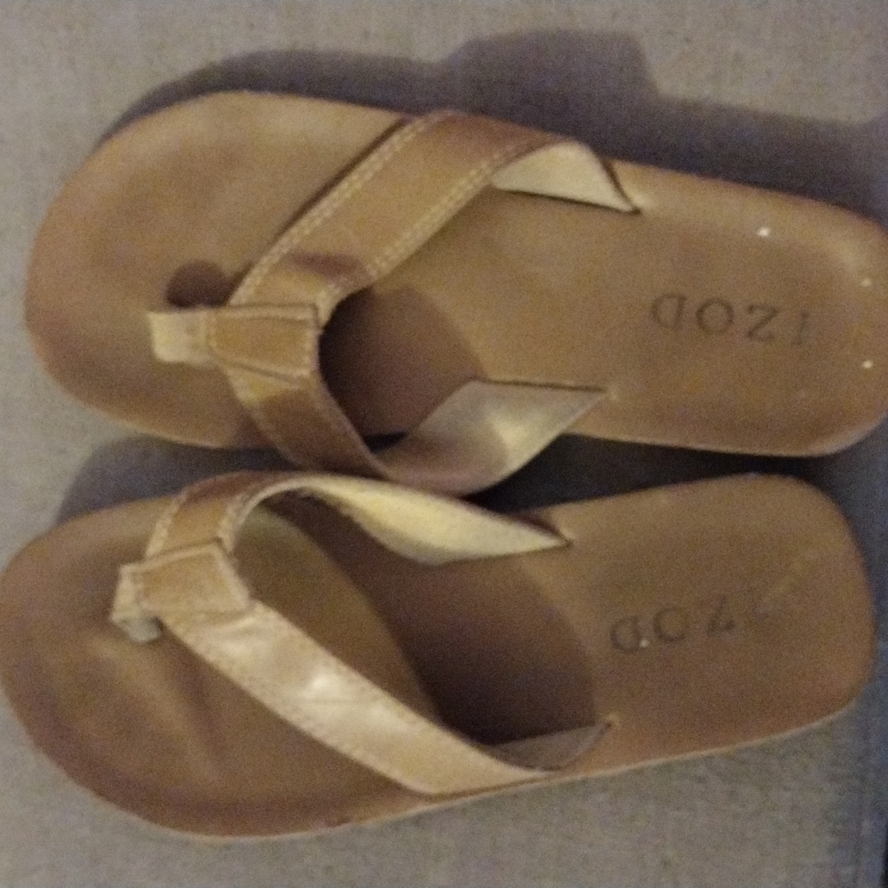 Leather Izod Flips